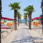 Pianob - Breakfast & Bar 3*