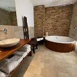 Pianob - Breakfast & Bar 酒店 西尼加利亚