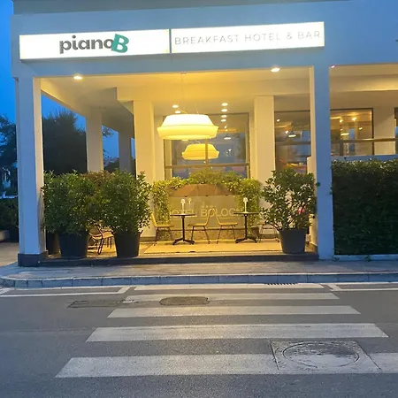 酒店 Pianob - Breakfast & Bar