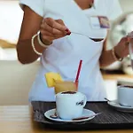 Hotell Pianob - Breakfast & Bar 3*