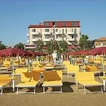 Pianob - Breakfast & Bar 3*