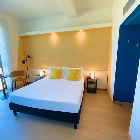 Pianob - Breakfast & Bar Hotel