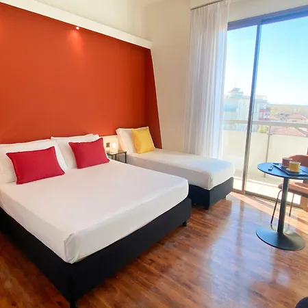 Pianob - Breakfast & Bar Hotel