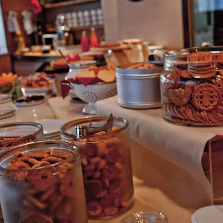 Pianob - Breakfast & Bar Hotel 3*