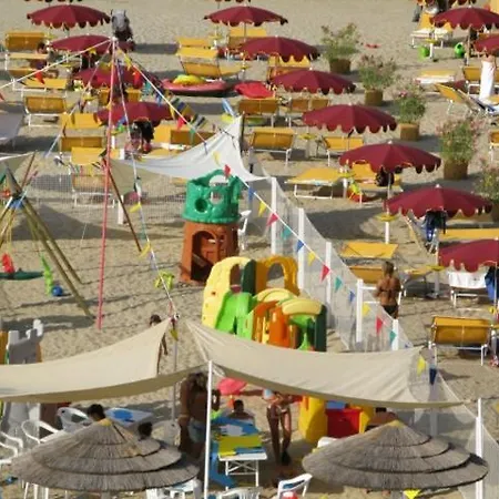 Pianob - Breakfast & Bar 3*