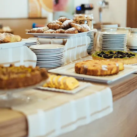 Pianob - Breakfast & Bar Hotel Senigallia