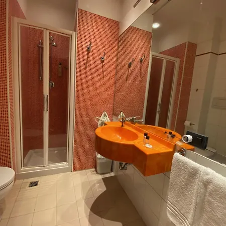 Pianob - Breakfast & Bar 3*