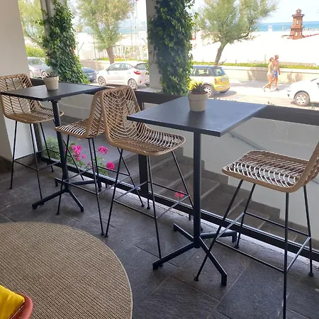 فندق Pianob - Breakfast & Bar 3*