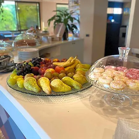 Hotel Pianob - Breakfast & Bar 3*