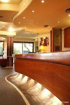 Pianob - Breakfast & Bar 酒店 3*