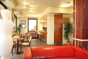 Pianob - Breakfast & Bar 3*