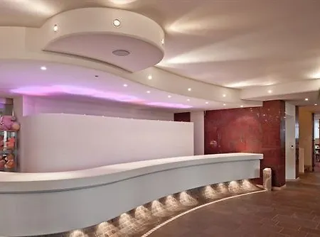 酒店 Pianob - Breakfast & Bar 3*